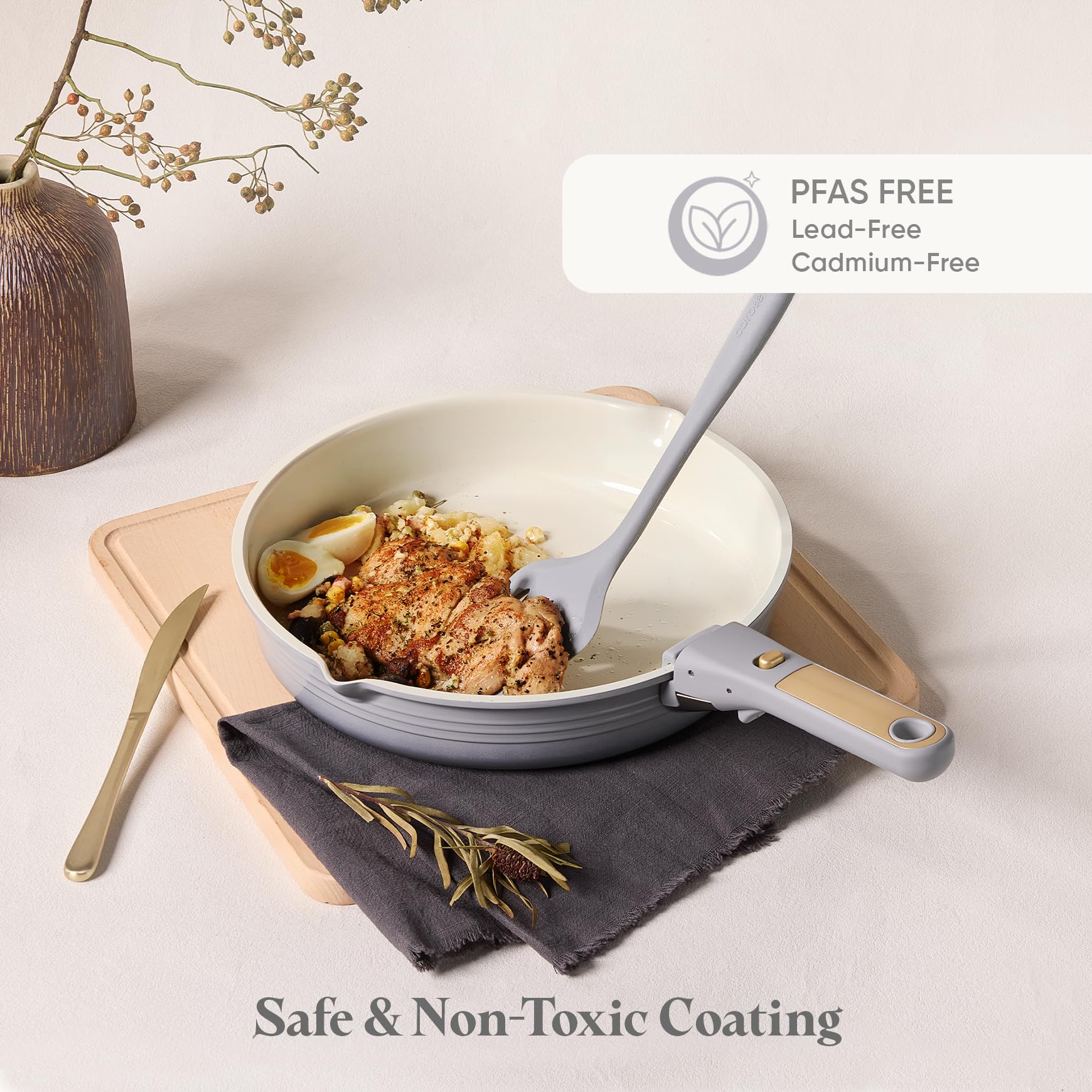 CAROTE diseño apilable ahorra hasta 70% de espacio en la cocina.