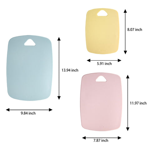 CAROTE tabla con asa ergonómica para transportar fácilmente en la cocina.