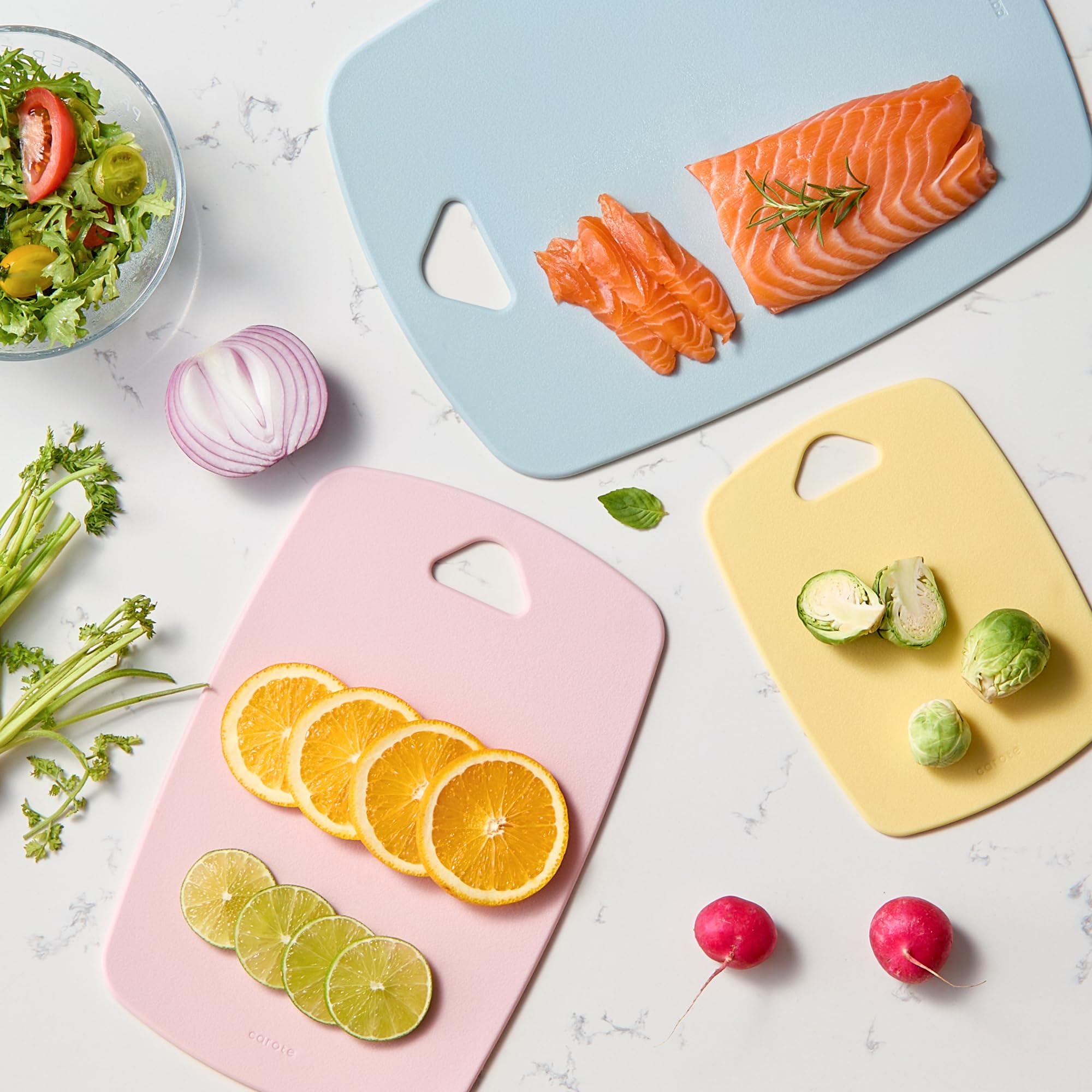 CAROTE tabla ligera para carnes, verduras y pescados, fácil de maniobrar.
