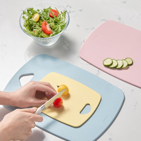 CAROTE regalo práctico para madres y amigos, ideal para cocinas coloridas.