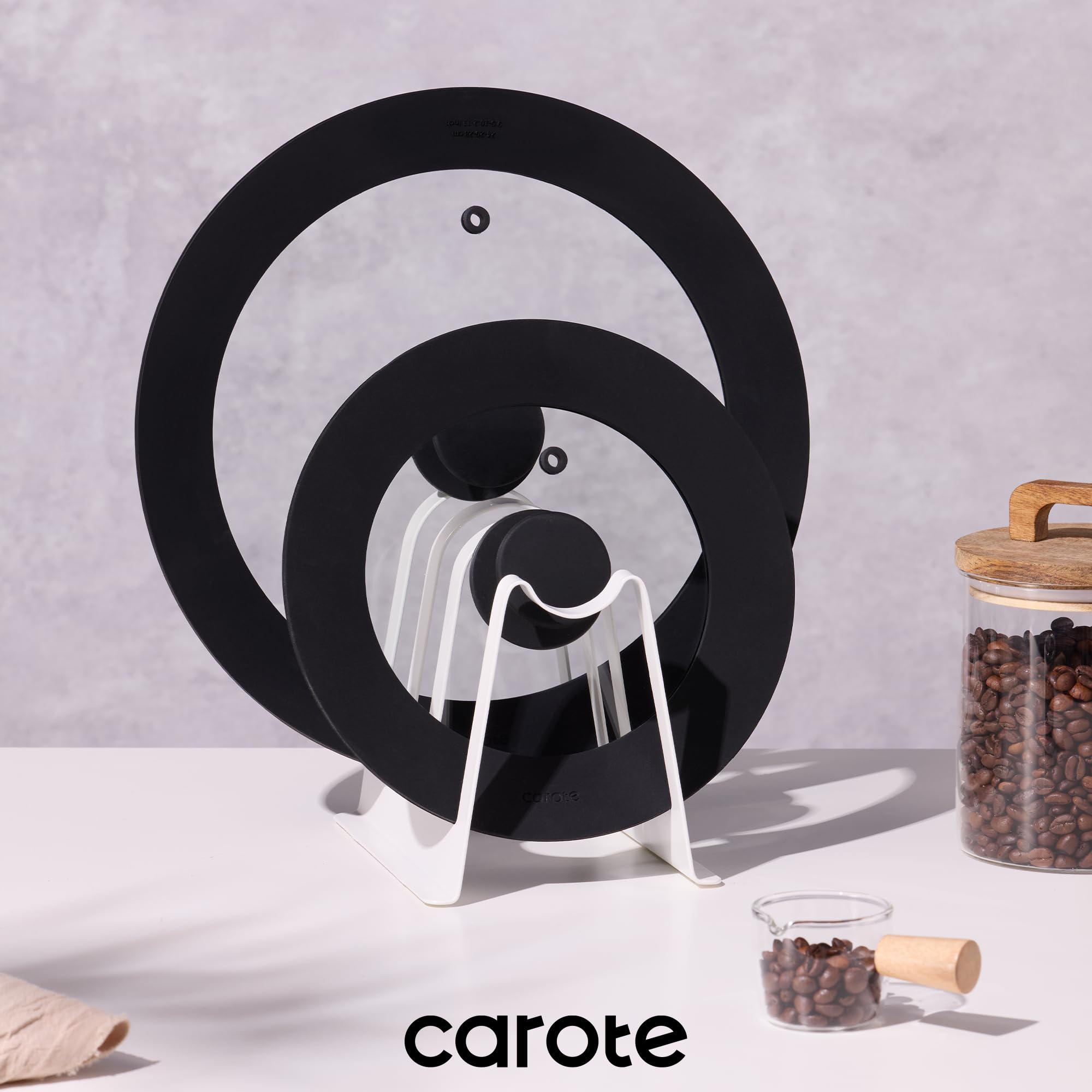 CAROTE tapa con mango resistente al calor para mayor seguridad al manipular.