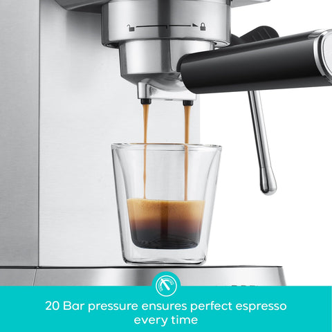 La CASABREWS CM5418 muestra el depósito extraíble para rellenado sencillo.