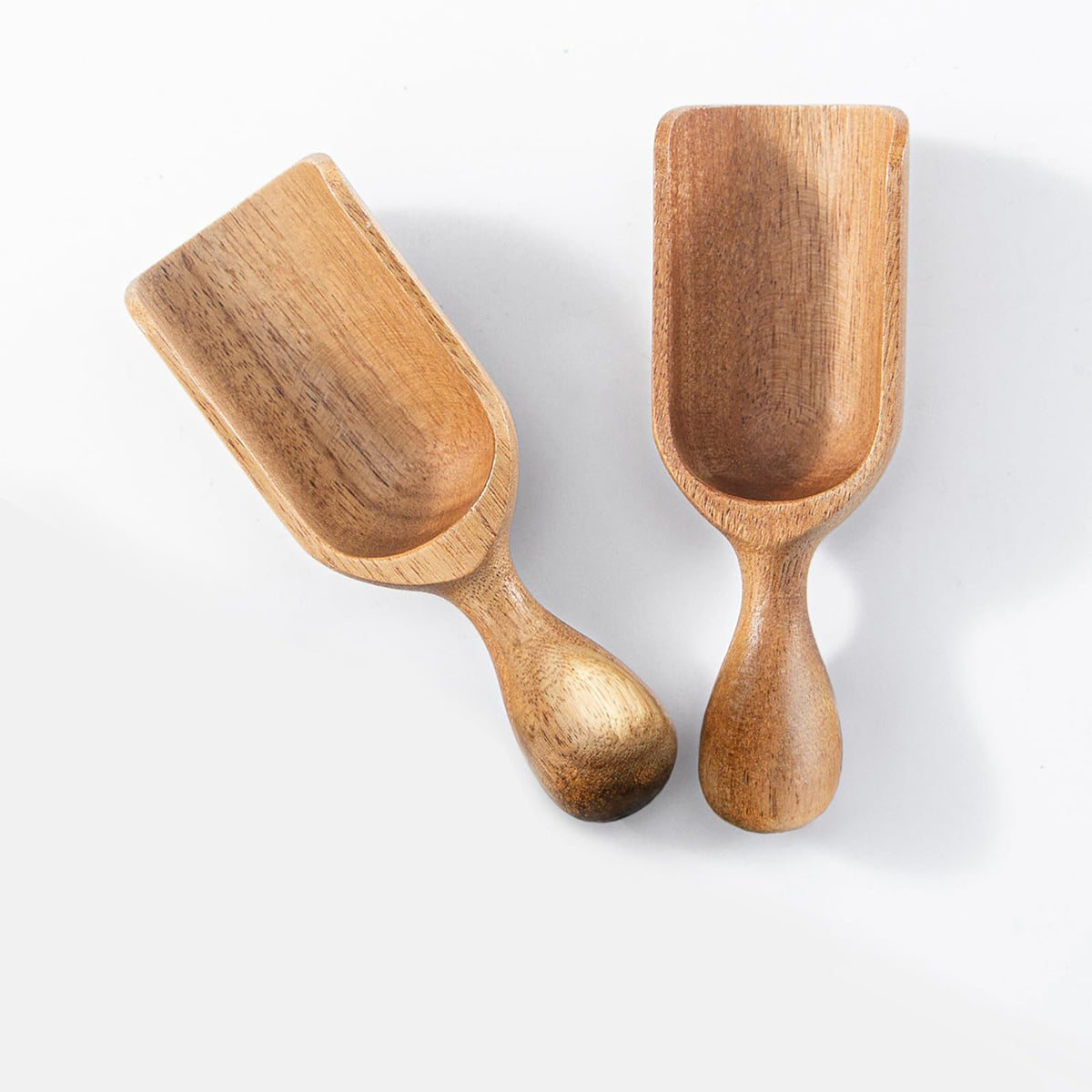 CDEHQFB: Cucharas de madera para tarros, dos piezas, ideales para medir ingredientes secos.