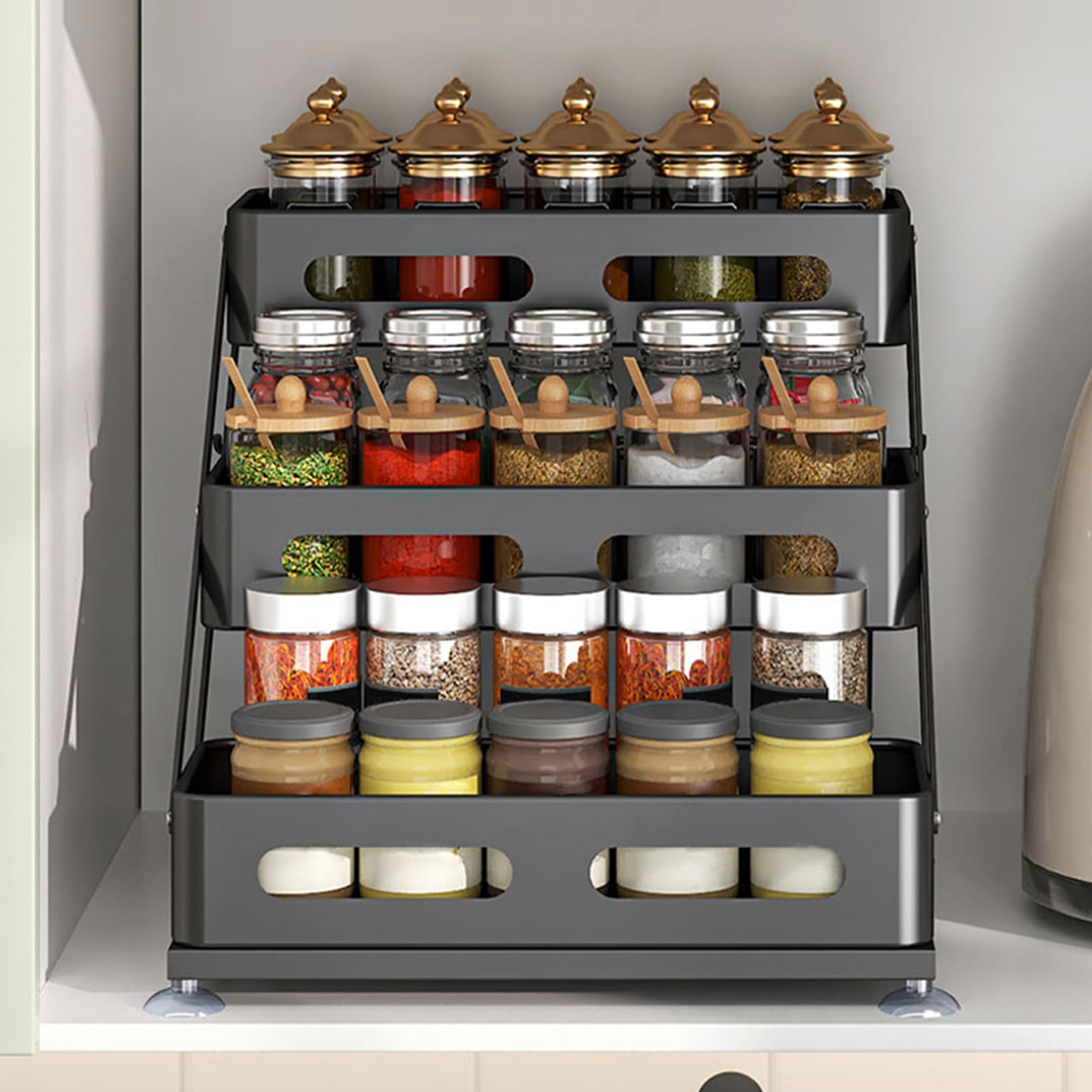 Ceetug acabado negro añade estilo a cocinas modernas.