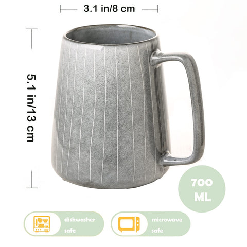 Taza Ceraozmus con glaseado reactivo y color único.