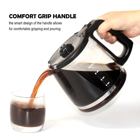 Asa ergonómica de la jarra Cestlaive para verter con control.