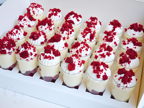Chaney Depot: presentación elegante de postres minis.