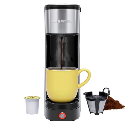 Chefman InstaCoffee frente a cocina pequeña, cafetera de una taza compacta ideal para espacios reducidos