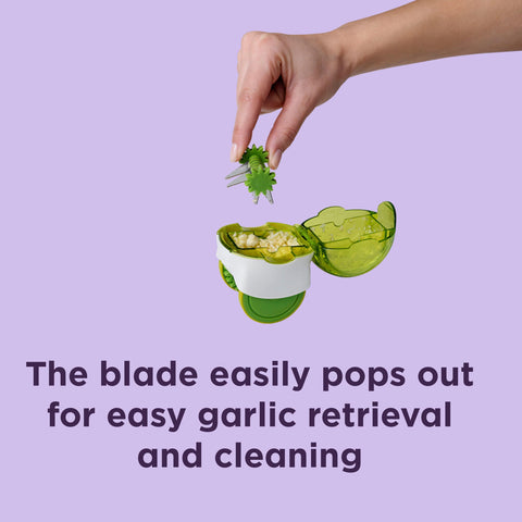 Chef'n GarlicZoom XL: diseño ergonómico para un rodado cómodo y seguro.