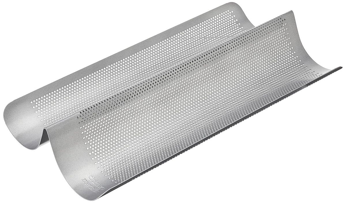 Chicago Metallic Commercial II: pan perforado para pan francés con borde crujiente.