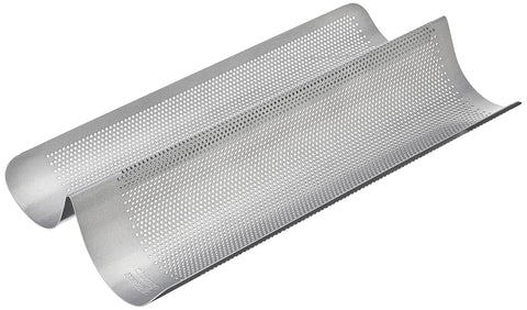 Chicago Metallic Commercial II: pan perforado para pan francés con borde crujiente.