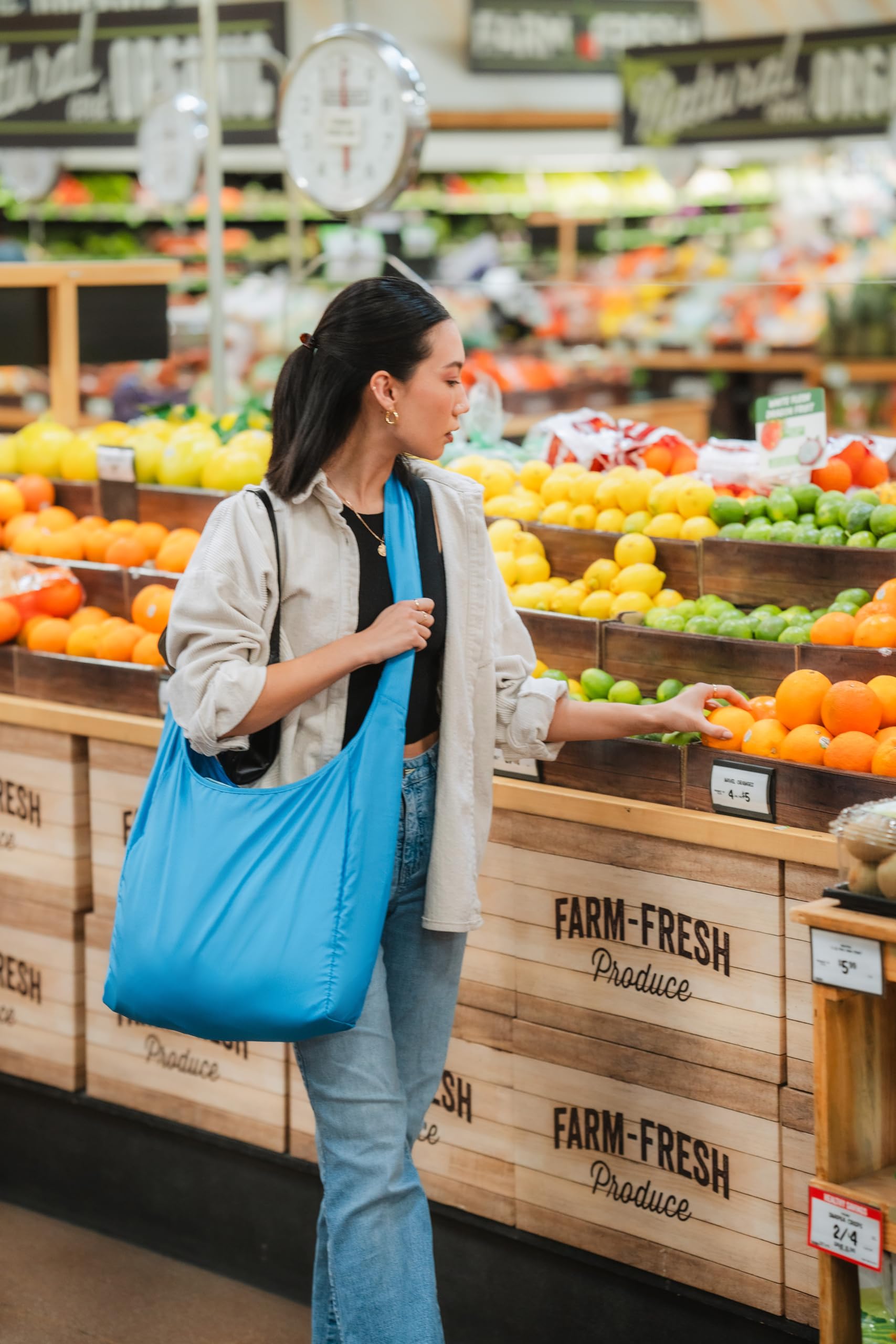 ChicoBag Sling rePETe Refine: lavable a máquina para mantenimiento sencillo.