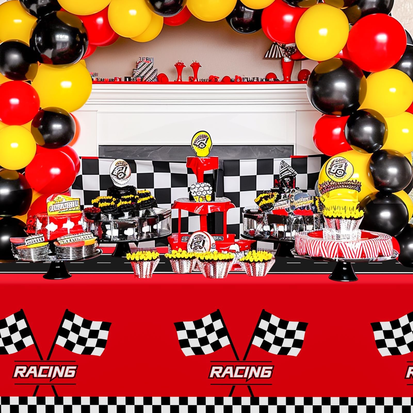 Mantel para fiestas de carreras de Childom crea ambiente festivo.