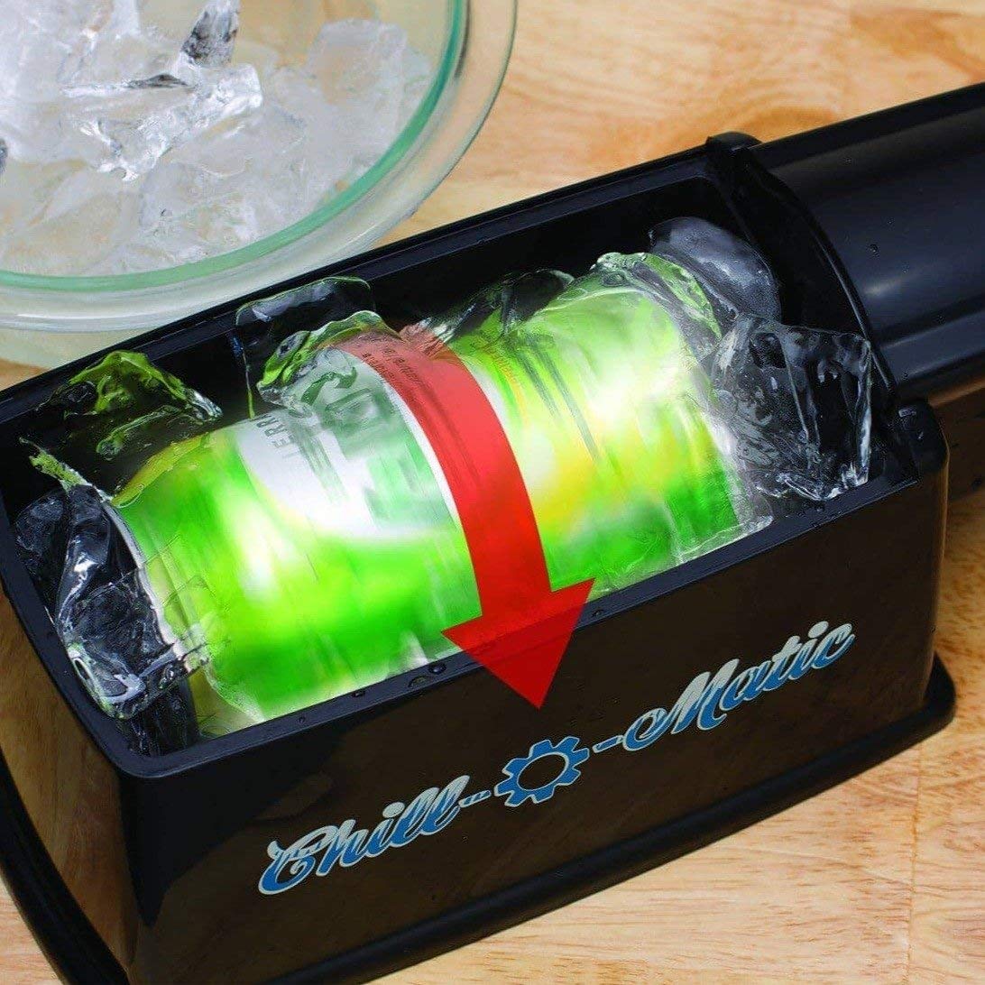 Chill-O-Matic dispositivo portátil y compacto para enfriar bebidas al aire libre.