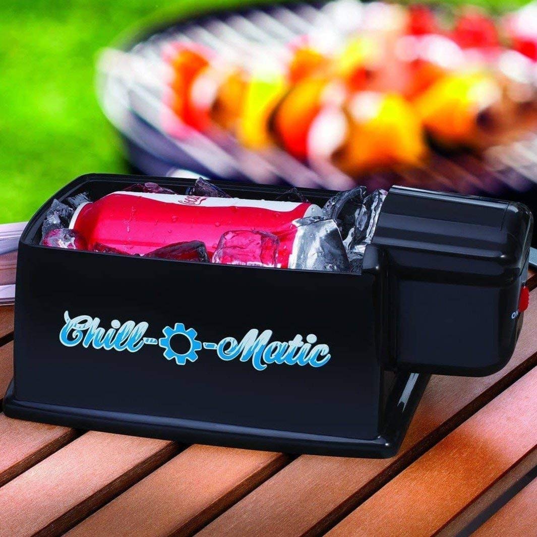 Chill-O-Matic enfría rápido una lata 12oz para beber al instante.