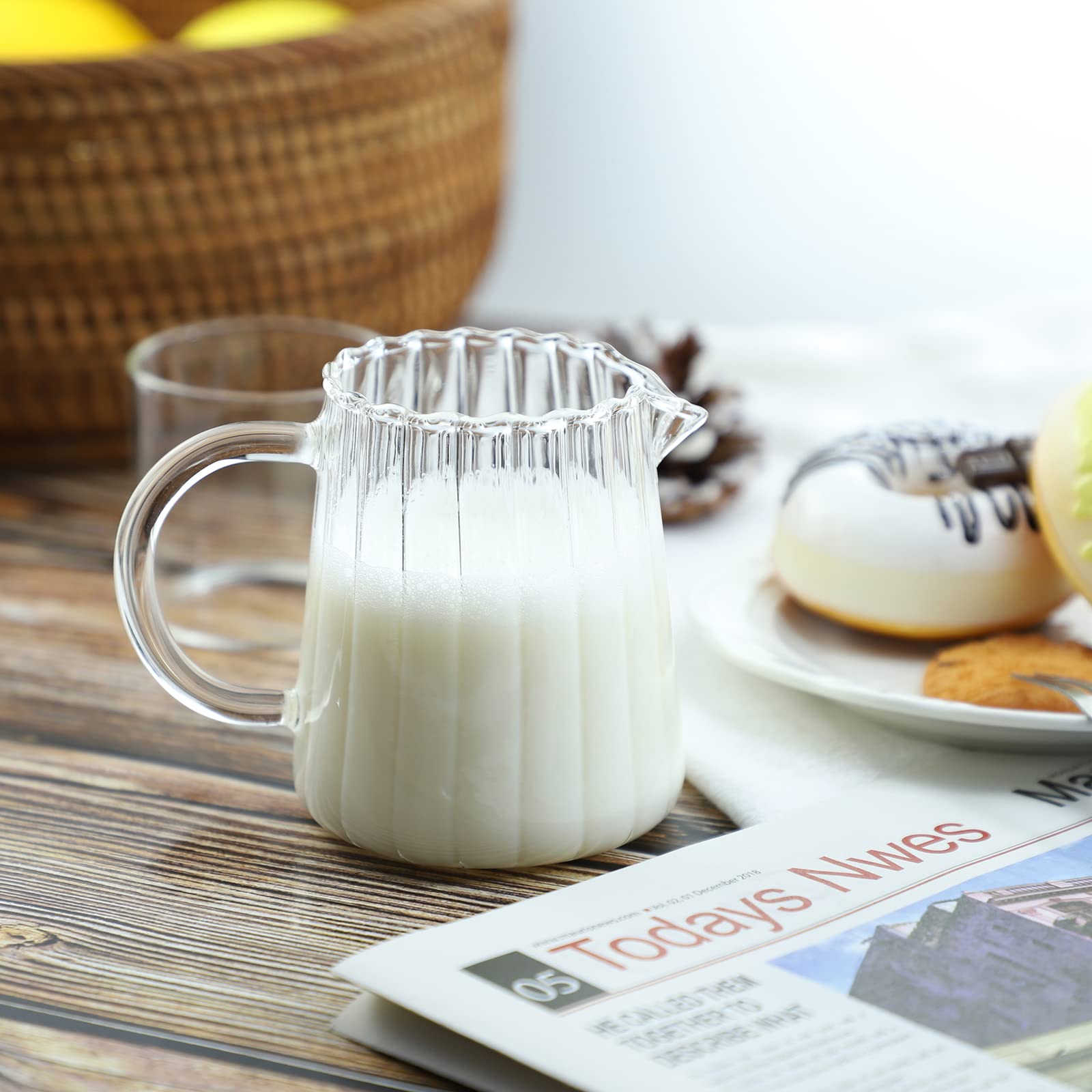 CHOOLD lecherita de cristal con pico sin goteo para café y leche.