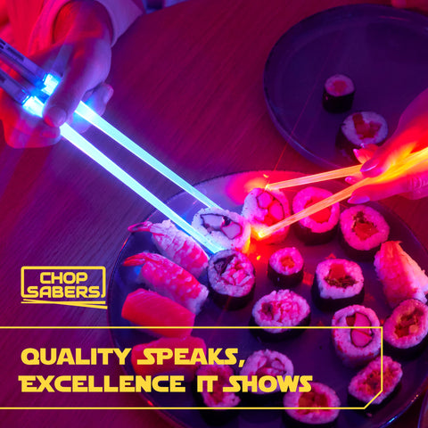 ChopSabers sable de luz verde encendido, perfecto para compartir en familia