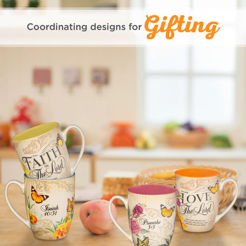 Taza Christian Art Gifts con versículos bíblicos, perfecta para momentos de reflexión diaria.