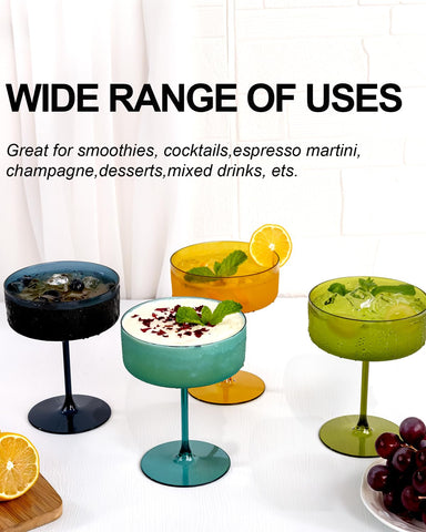 Ciaell copa martini plástica con tallo muestra diseño cristalino sin riesgo de roturas.