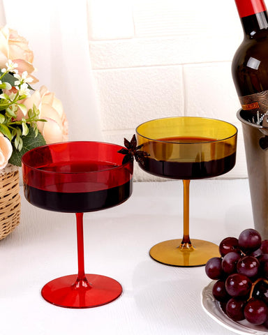 Ciaell copa martini plástica para cocteles y degustaciones al aire libre.