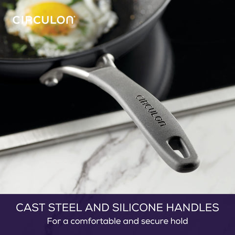 Asas de acero inoxidable con silicona para manejo cómodo.