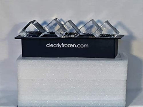 clearlyfrozen cubos claros de 2 pulgadas para tragos, ideal para resaltar el sabor.
