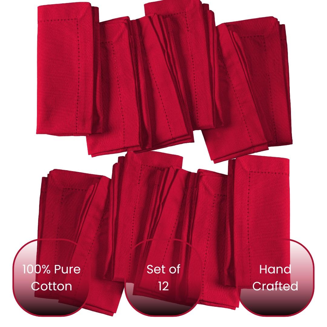 Detalle de ribete decorativo en servilleta CLOUDLOOM roja