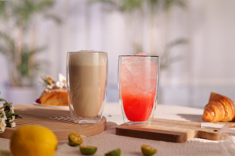 CNGLASS: doble pared para disfrutar bebidas frías o calientes sin quemarse.