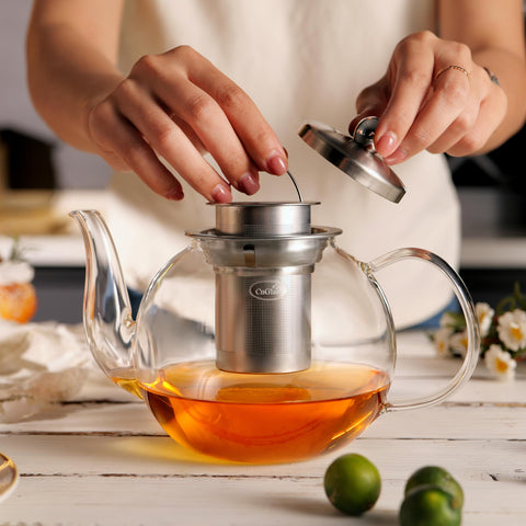 CNGLASS tapa acoplable al infusor para un cierre sin goteo.