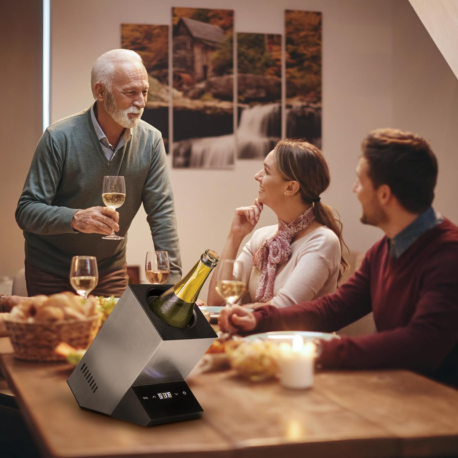Cobalance enfriador de vino portátil para interiores y exteriores.