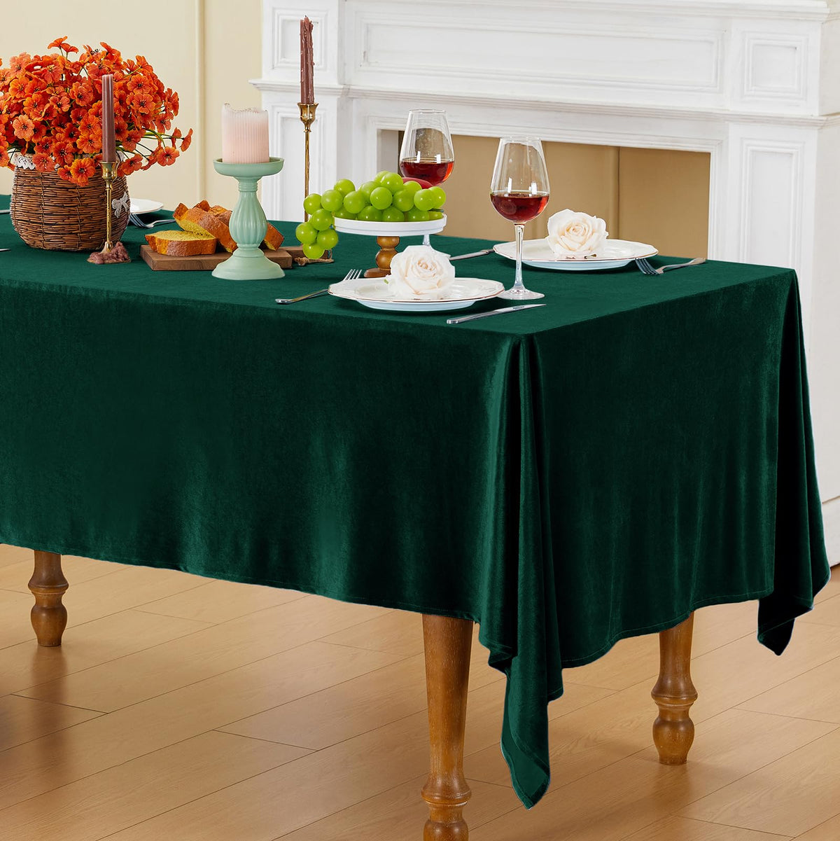 Mantel Cobedzy de terciopelo verde 60x102 pulgadas, textura suave para mesa elegante.