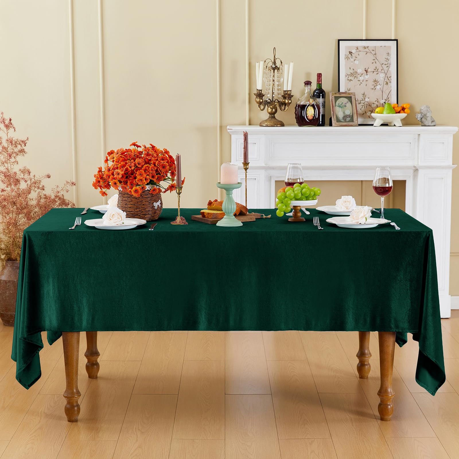 Mantel Cobedzy verde con textura lujosa para cenas especiales.