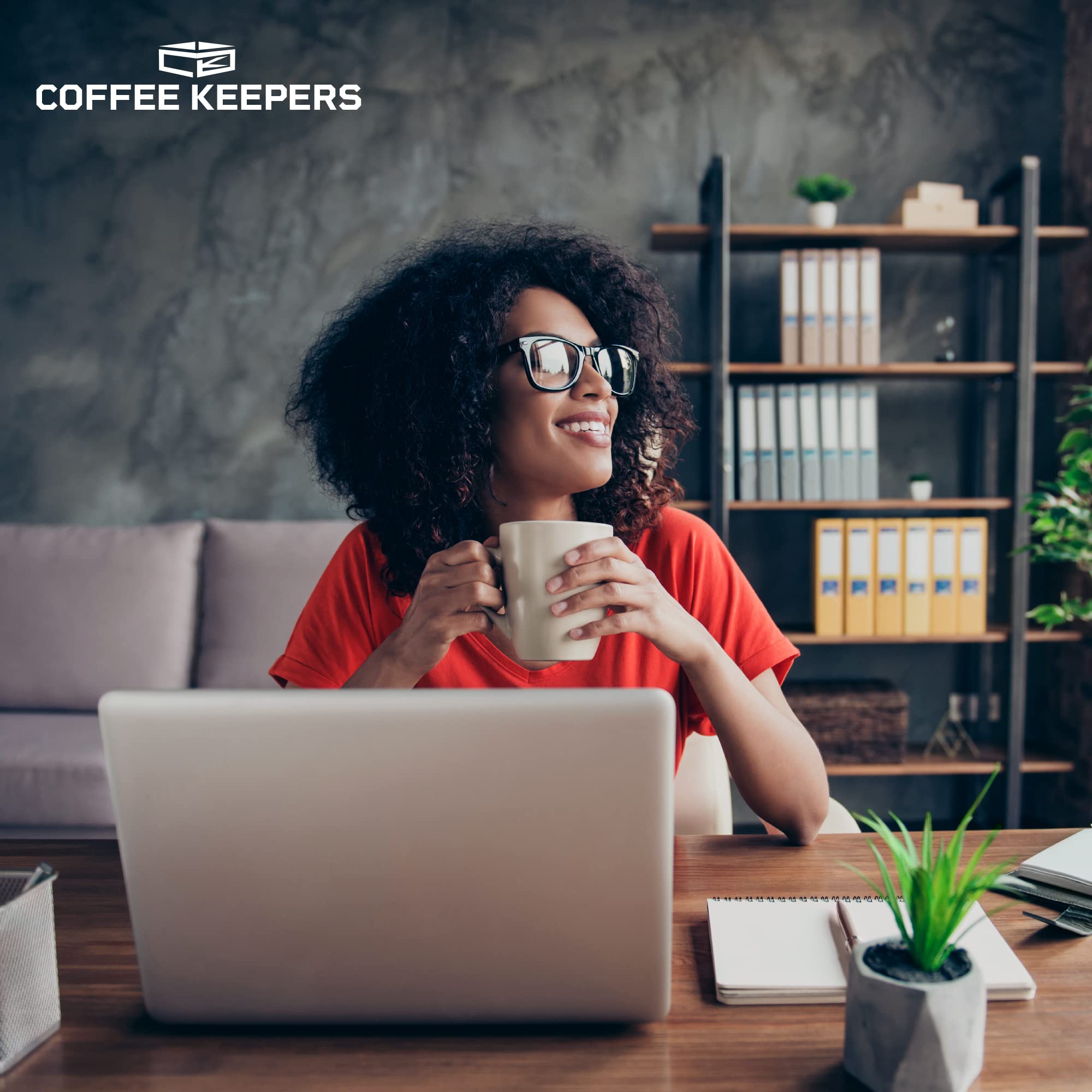 COFFEEKEEPERS compacto y versátil para aulas y despachos