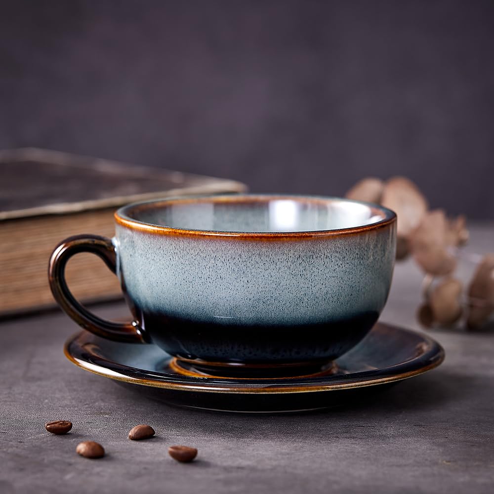 Cuerpo grueso de Coffeezone mantiene caliente la bebida por más tiempo.