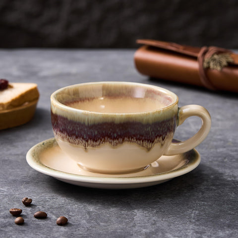 Coffeezone taza ceramica 12oz enfocada en crema estable para capuchino.