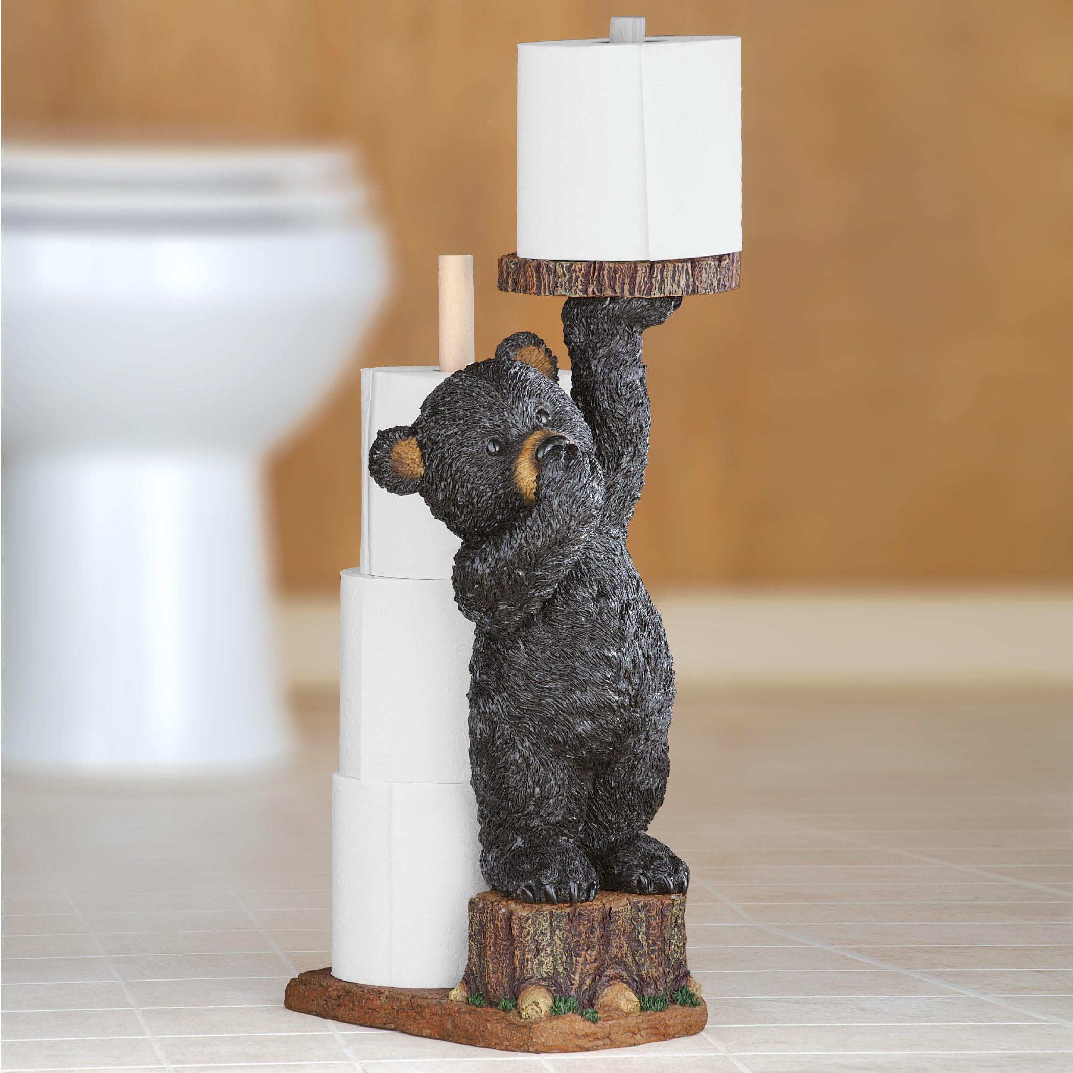 Aurrra Northwoods osezno de pie sobre tronco, pieza decorativa para baño.