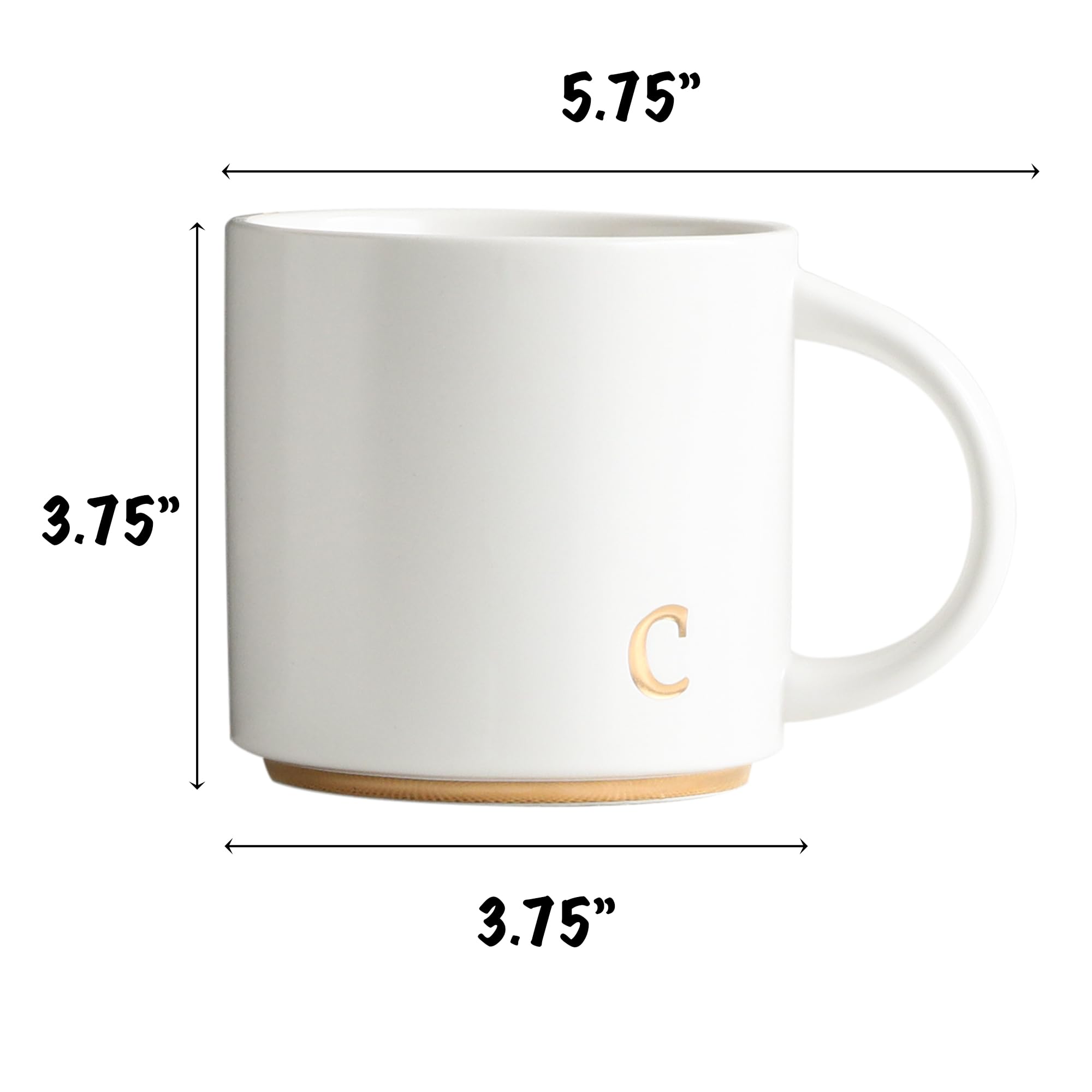 COLLECTIVE HOME, detalle de inicial dorada en taza para té o café