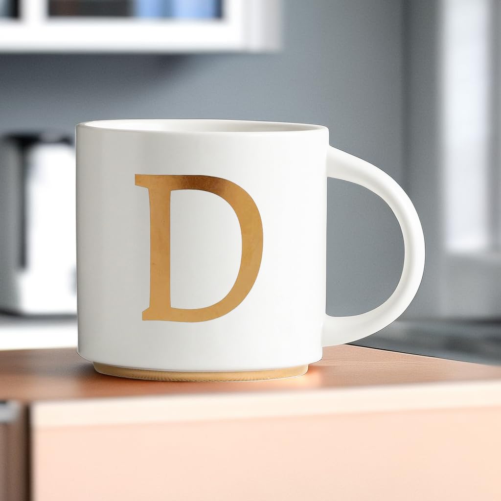 Diseño con iniciales doradas COLLECTIVE HOME, regalo con caja incluida.
