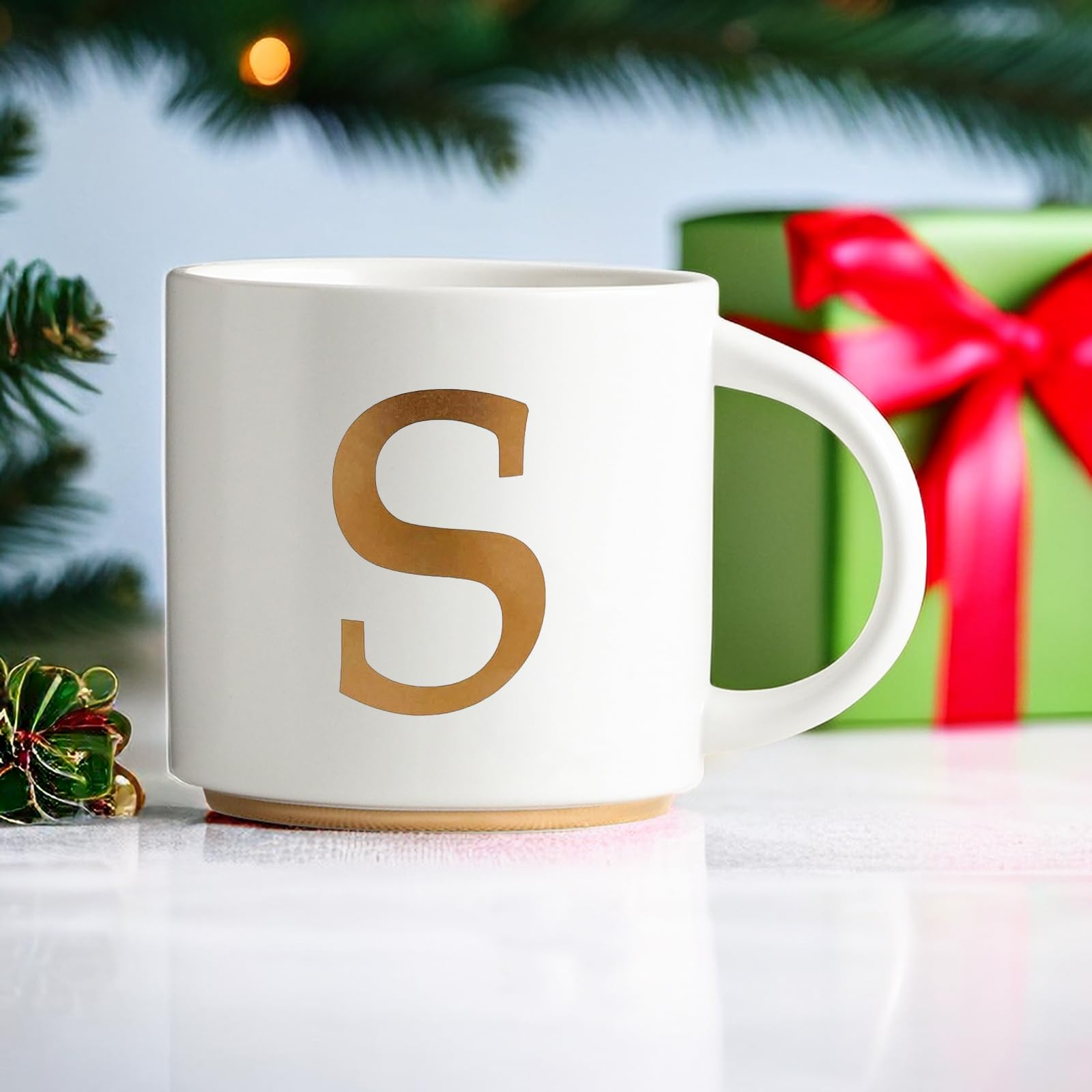 COLLECTIVE HOME, taza monograma con caja regalo, lista para regalo especial.