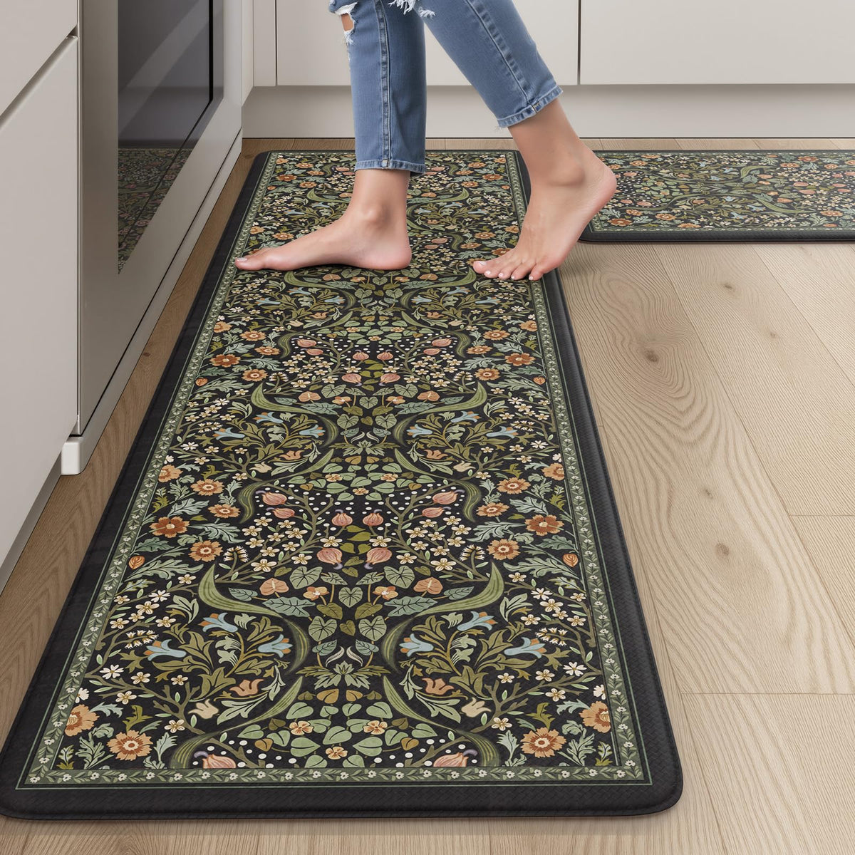 Collive alfombrilla antifatiga cocina con diseño floral bohemio, comodidad prolongada para cocinar.