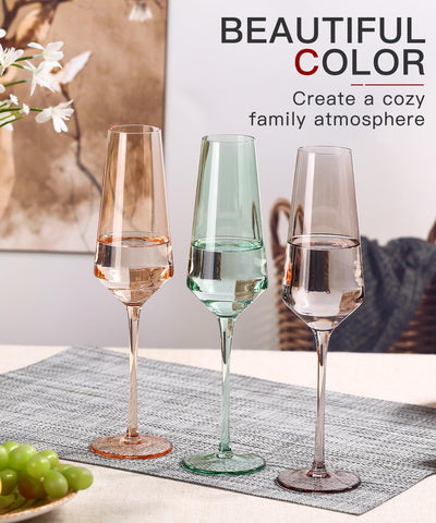 Copa de champagne soplado a mano de comfit, cristal claro y brillo.
