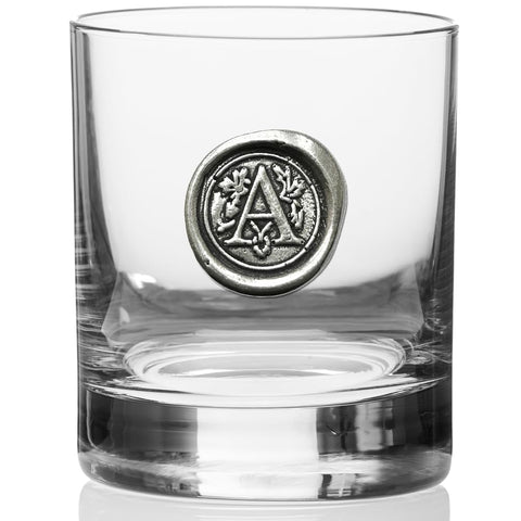 Vaso con estuche y bolsa de terciopelo de la Compañía Inglesa de Peltre.