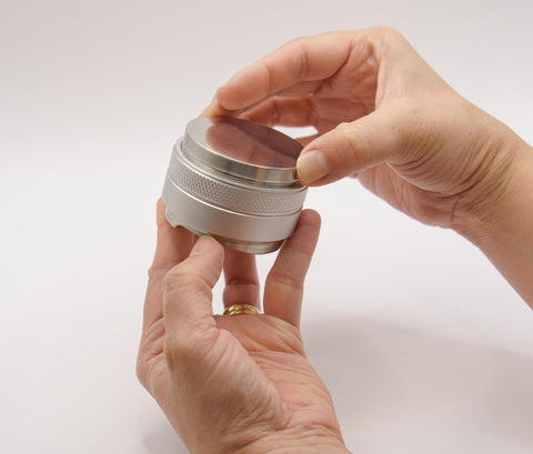 Compatibilidad 54mm Breville: ajuste perfecto para portafiltros.