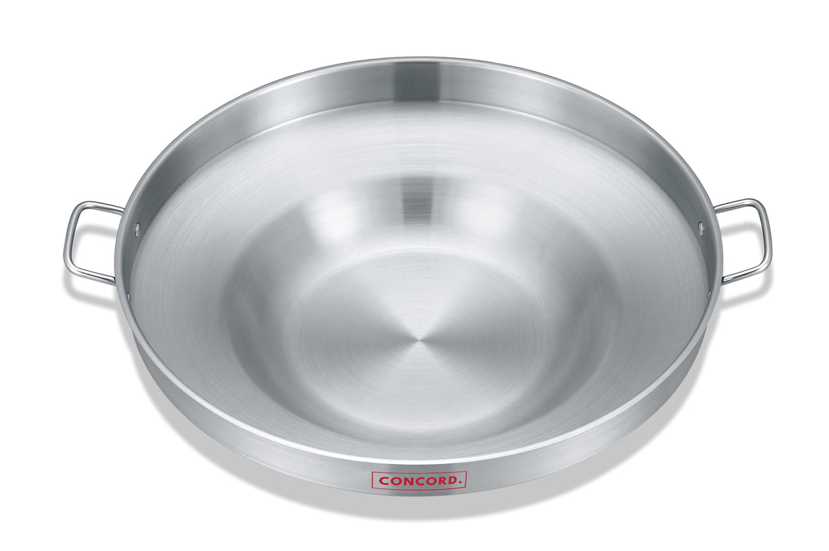 Concord comal de acero inoxidable 22 pulgadas visto de frente para freír con calor uniforme