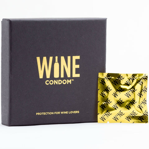 Condones de vino en empaque original, protección y frescura para botellas abiertas.