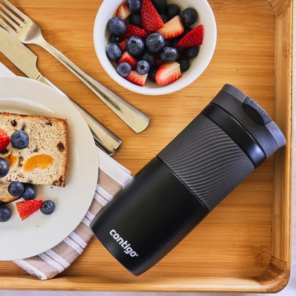 Capacidad de 590 ml, ideal para jornadas laborales con bebidas.