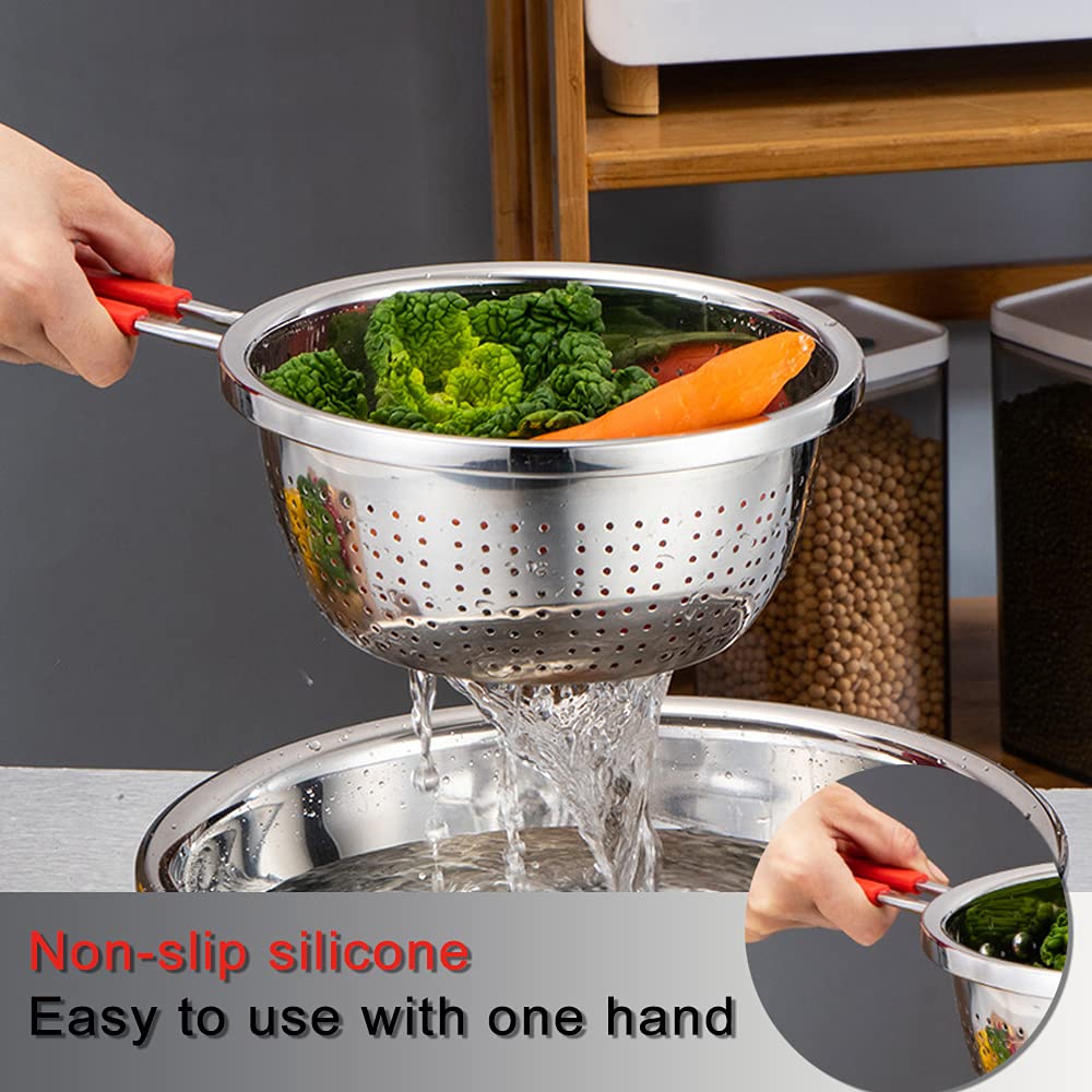 Contiup perforaciones compactas permiten drenaje eficiente sin perder alimentos.