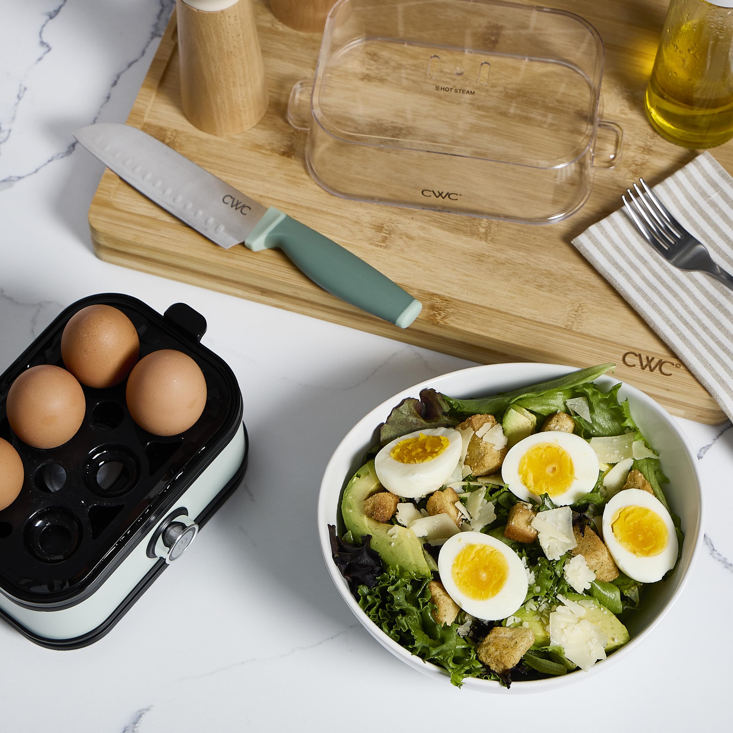 Cook with Color cocedor de huevos en acción para desayunos y meriendas rápidos.
