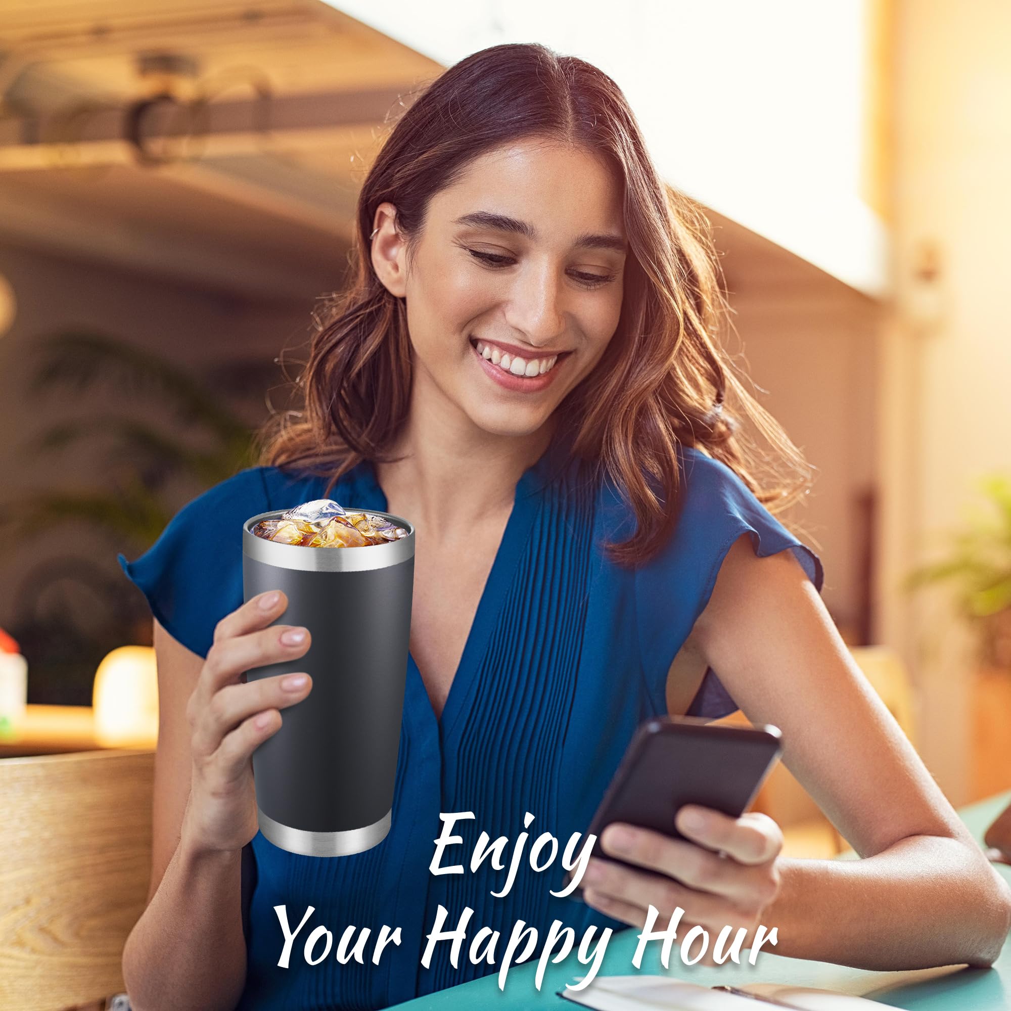 Vaso negro Cool Yoleb con acabado duradero para uso diario.