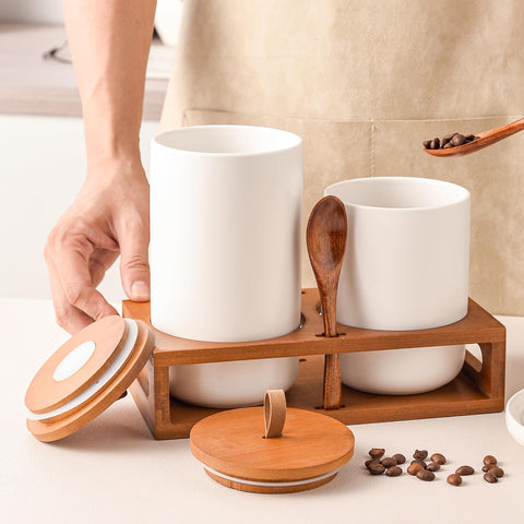 CoorFormer escena de cocina moderna para inspiración diaria.